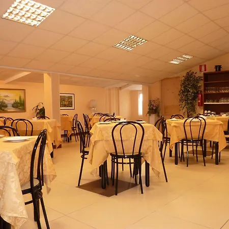 Отель Corso 2*